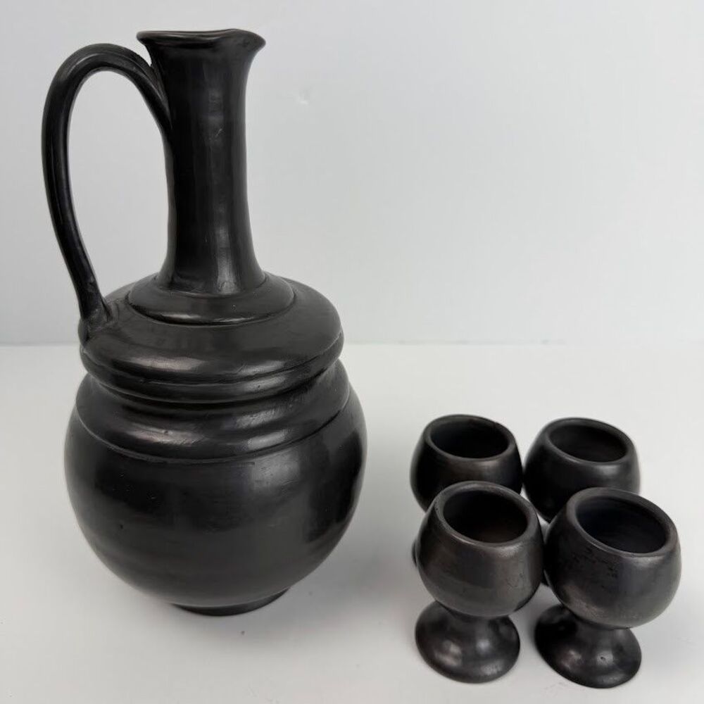Vintage Lama Oaxaca Mexico Black Clay Pitcher with Four Cups